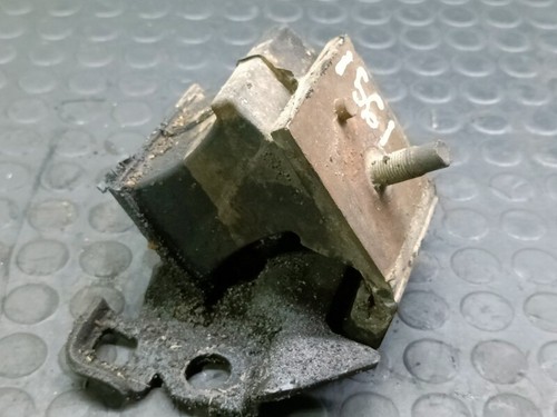 Engine mounting bracket - mounting, nissan