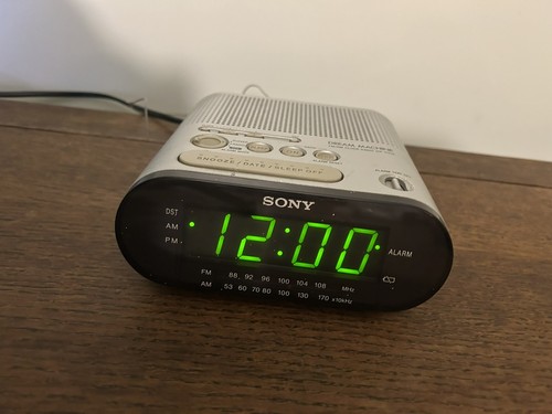 Sony icf c218 - icf,