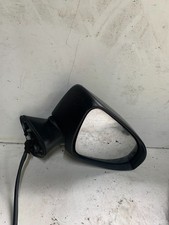 2015 TOYOTA AVENSIS DRIVER