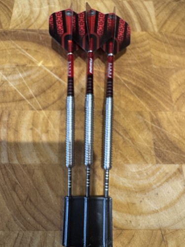 Winmau blackout 24g - blackout,