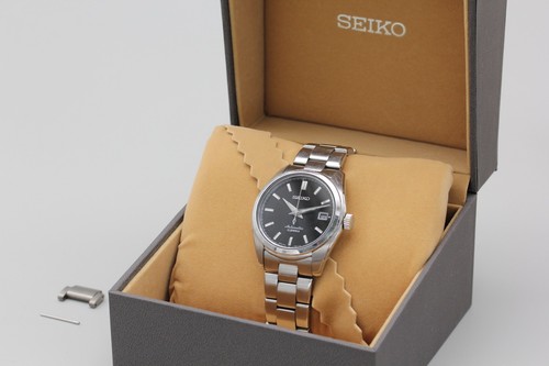 Near mint box seiko - box,
