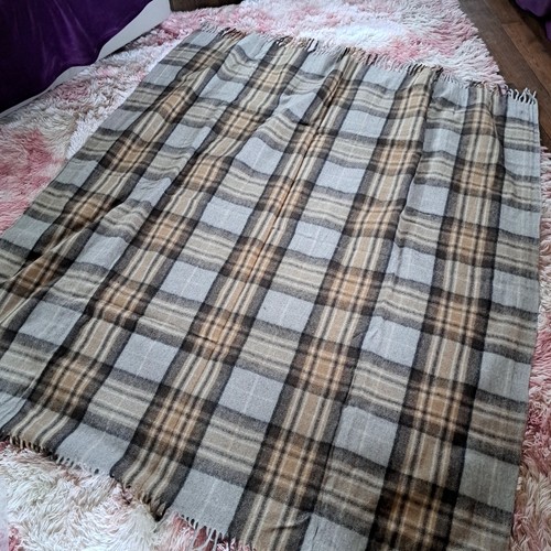 Highland tartan tweeds - highland, 5ft