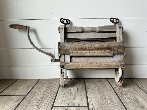 Antique clothe wringer - clothe,