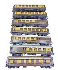 Rake of 7 OO Gauge Tri-ang