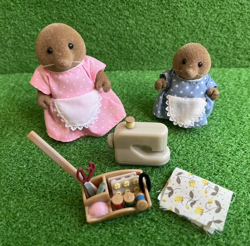 Sylvanian families sewing with - sewing,