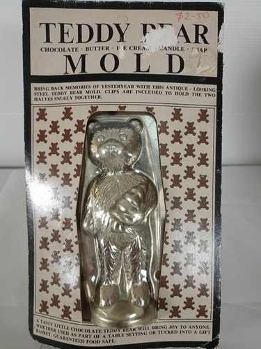 Vintage tin teddy - vintage, 3d