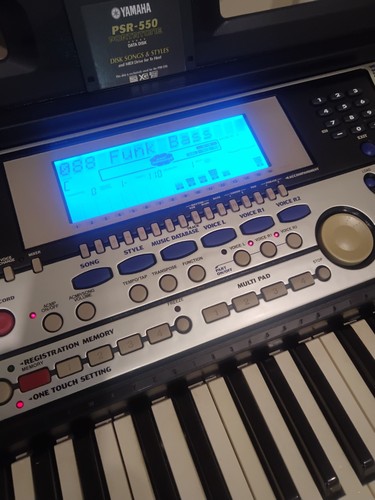 Yamaha psr 550 keyboard - psr-550,