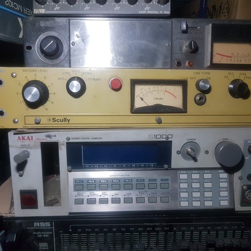 Akai 1000 sampler - 1000,