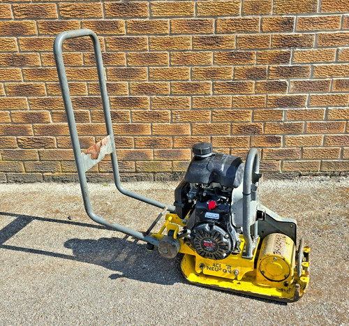 Plate compactor wacker - 12",