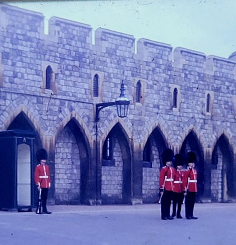 Guards bearskin hats windsor - guards,