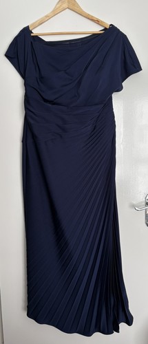 John charles size mother of - 20,