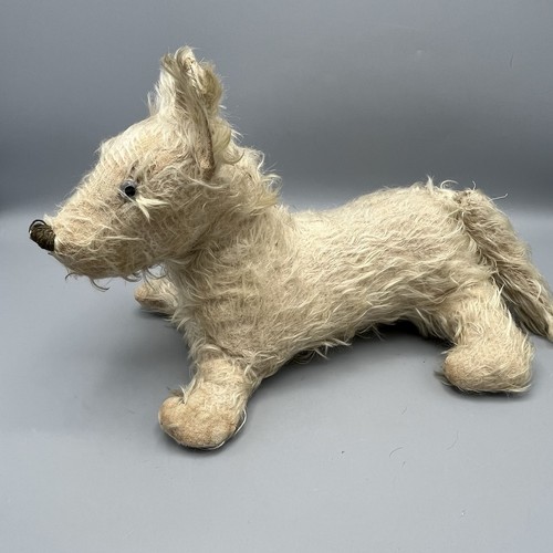 Vintage straw stuffed dog - straw,
