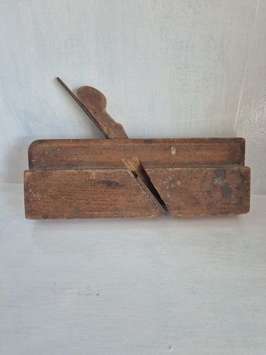 Antique wooden moulding plane - moulding,