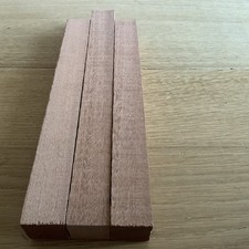 Mahogany Hardwood Timber Offcuts x 3 - *33 x 3.9 x 3.9cm - Wood DIY Crafts 976h