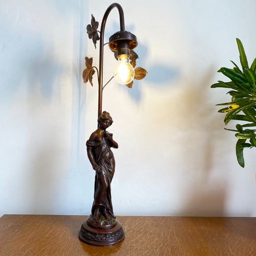 Vintage bronze effect lady - bronze,