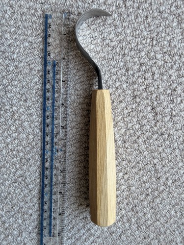 Twca cam bent - wood, carving