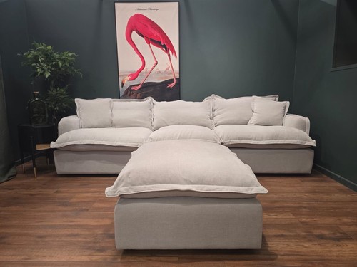 Plume large sectional - plume,