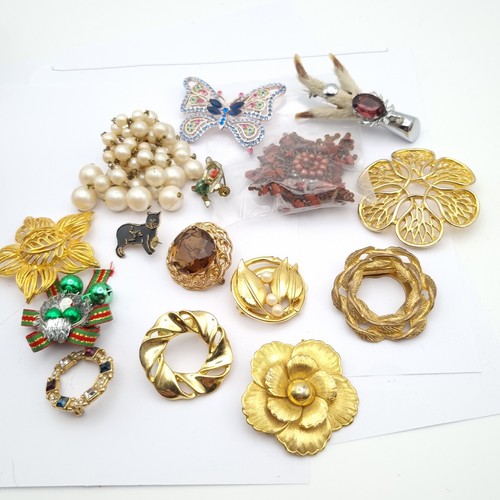 Vintage brooch job lot - brooch, bundle