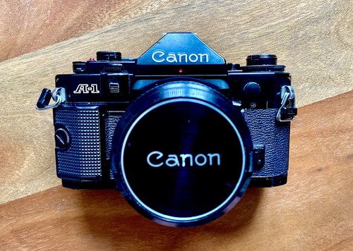 Canon 35mm slr - film, camera