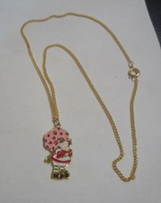 STRAWBERRY SHORTCAKE VINTAGE JEWELRY NECKLACE SSC