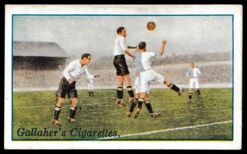 Gallaher footballers in - 'footballers,