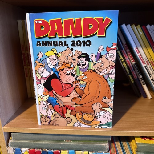 Dandy annual 2010 - annual, beano