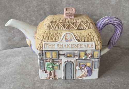 The shakespeare pub teapot - the,