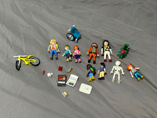 Playmobil 9453 City Life School Playset Figures and accessories