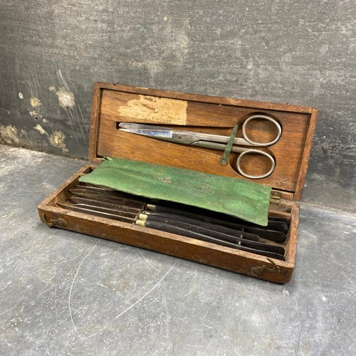 Rare dissection kit - kit, 19th