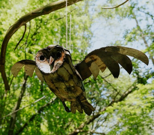 Metal flying barn owl garden - barn,