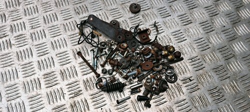 Suzuki ts100 bolts - , bolts.