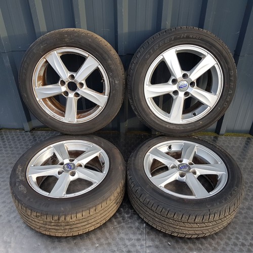 Volvo v40 alloy wheels with - v40,
