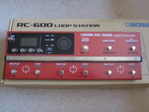 Boss 600 loop station - boss,
