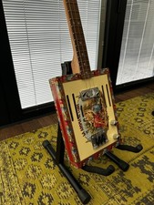 * GORGEOUS * Chickenbone John 3 String Cigar Box Guitar * 20 Years Old * Mint *