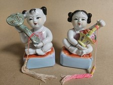  TWO VINTAGE CHINESE PORCELAIN
