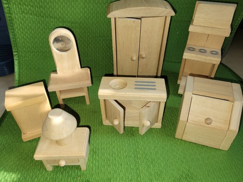 Vtg plan toys wooden dollhouse - toys,