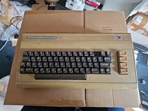 Rare commodore c64g - rare,