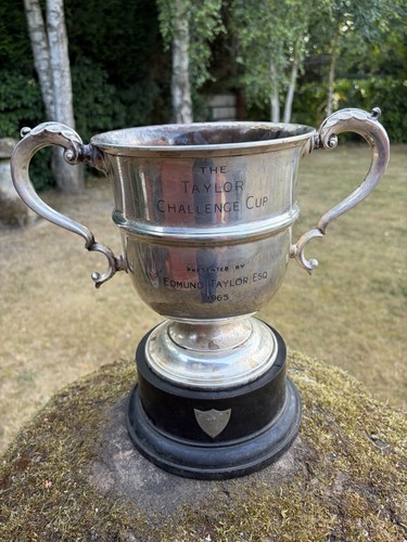 Large trophy cup with - trophy,