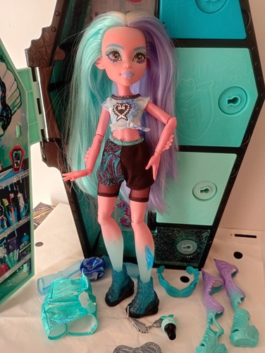 Monster high fearidescent - monster,