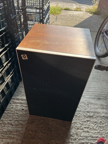 One vintage leak 2030 - one, speaker