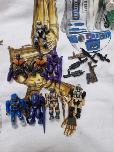 Halo mega bloks figure bundle - mega,