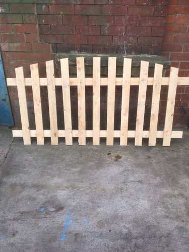 Picket fence 3 panels - picket,