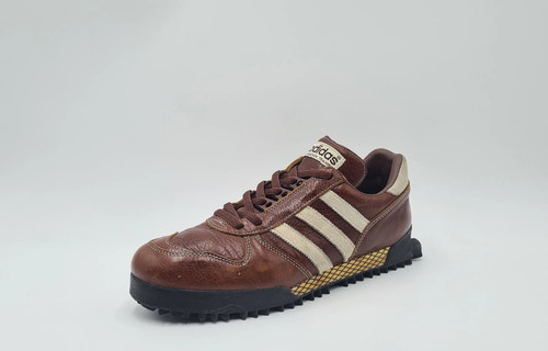 Excellent 2002 adidas - 2002,