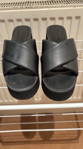 Style flat form - flat, sandal