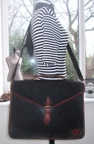 Auth vintage mulberry - vintage,