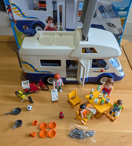 Playmobil family camper van - camper,