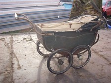Vintage Pram 97 cm long
