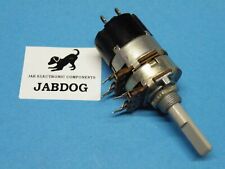24mm Egen Dual Gang 100K Log  + Mains Switch Spindle 6mm B8 25g Z193