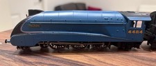 Hornby R2779 LNER Class A4 Falcon OO Gauge No 4484