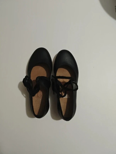 Bloch tap shoes size 1 - shoes,